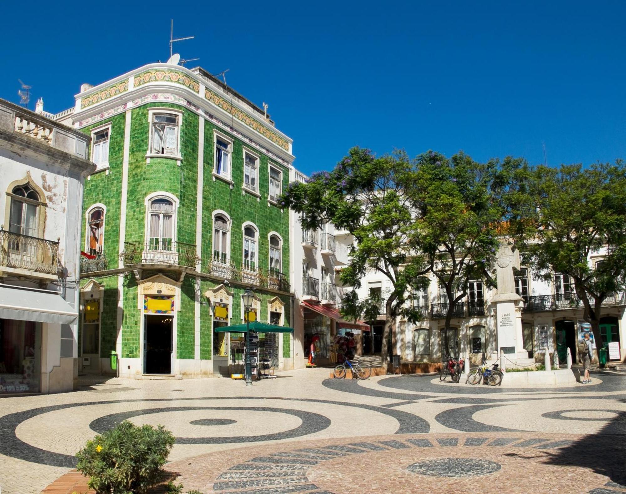 Sitio Da Ponte Family